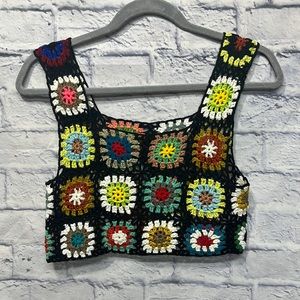 NWOT-Women's Summer Crochet Tank Top Colorful Floral Embroidery
